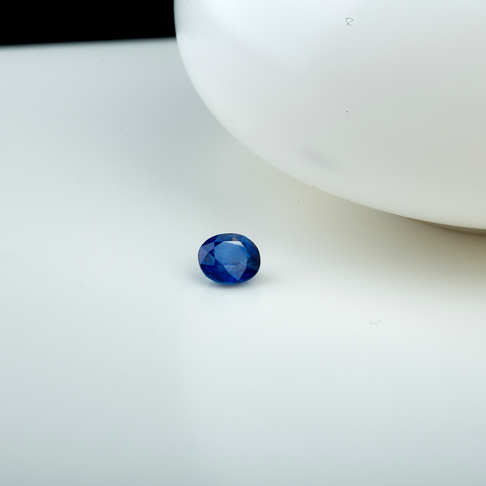 皇家蓝蓝宝石刻面戒面--蓝宝石-A25M418A14012